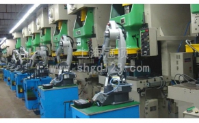 冲床/冲压上下料机器人