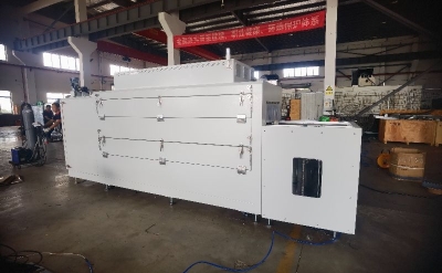 AI智造时代，胶水固化炉怎么选更适配产线？